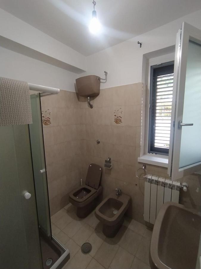 Casa Degli Ulivi Con Parcheggio Privato Daire Muro Lucano Dış mekan fotoğraf