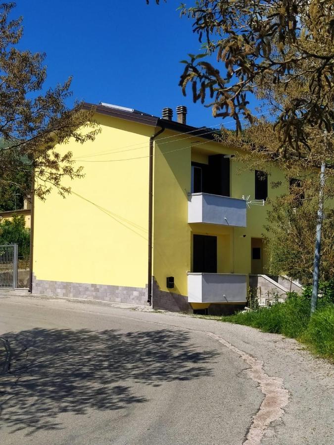 Casa Degli Ulivi Con Parcheggio Privato Daire Muro Lucano Dış mekan fotoğraf