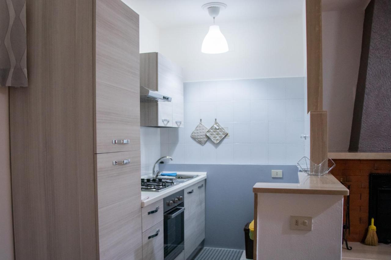 Casa Degli Ulivi Con Parcheggio Privato Daire Muro Lucano Dış mekan fotoğraf
