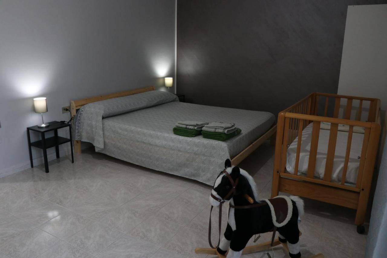 Casa Degli Ulivi Con Parcheggio Privato Daire Muro Lucano Dış mekan fotoğraf