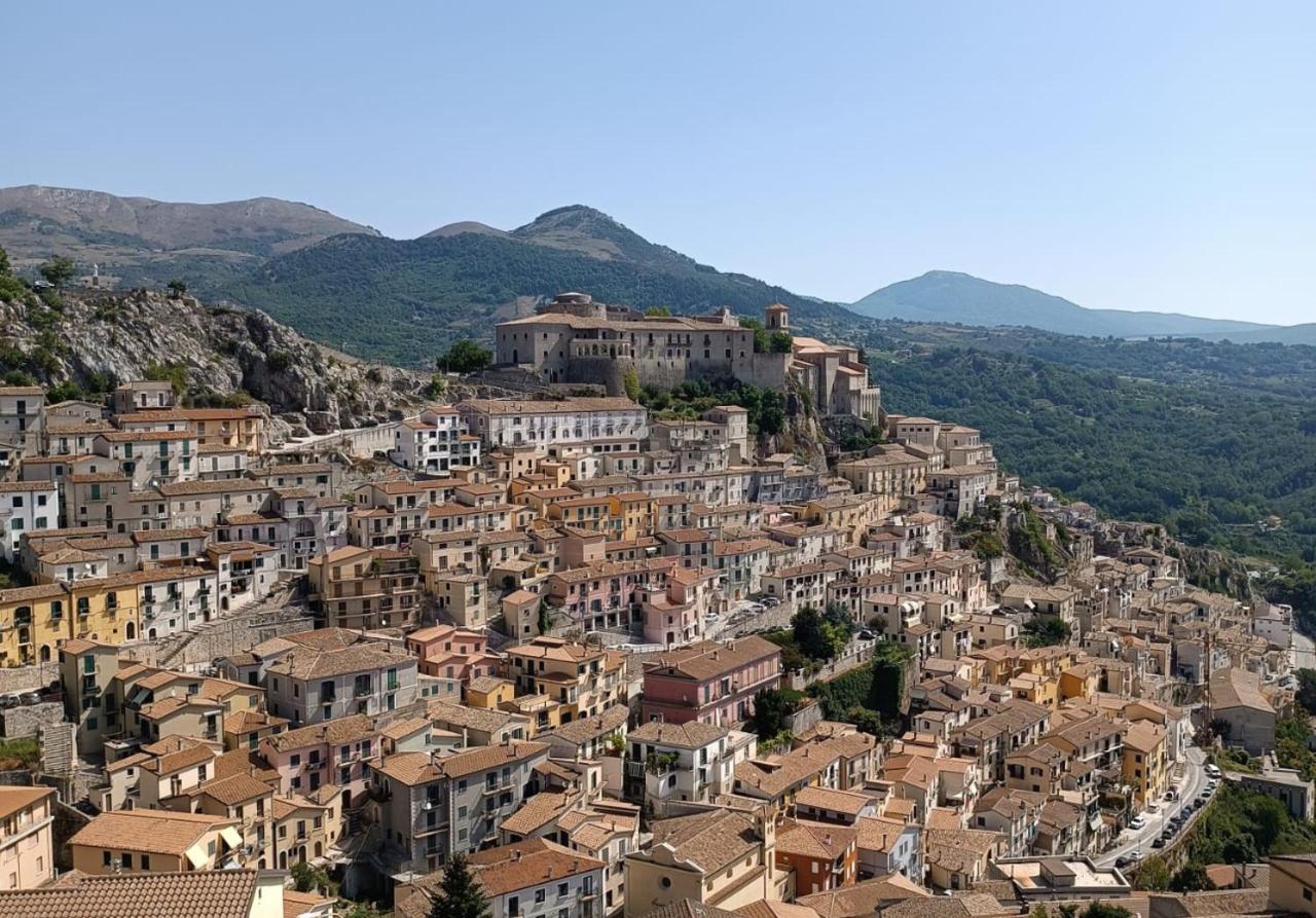 Casa Degli Ulivi Con Parcheggio Privato Daire Muro Lucano Dış mekan fotoğraf